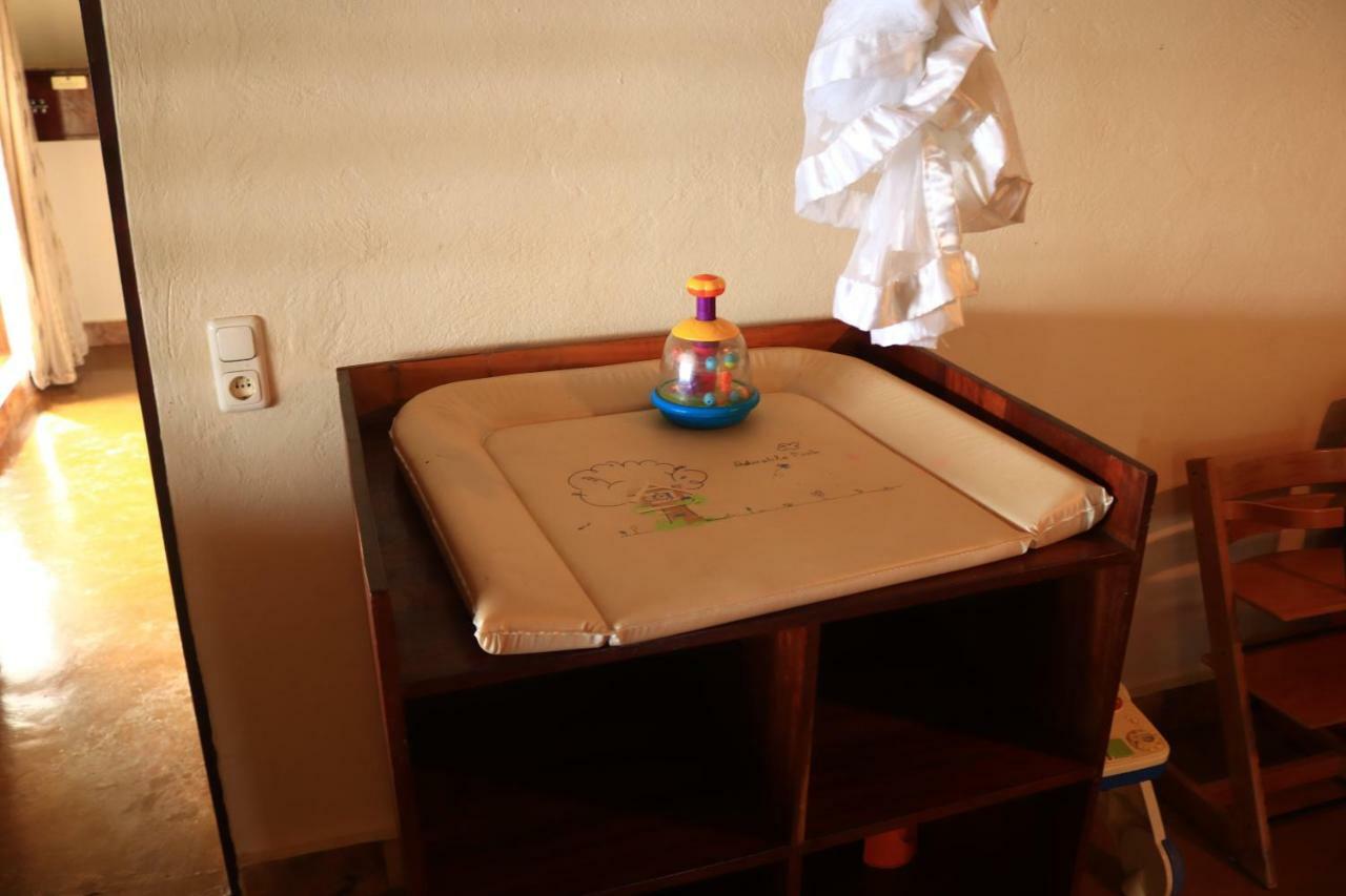The Haven Hotel Jinja Bagian luar foto