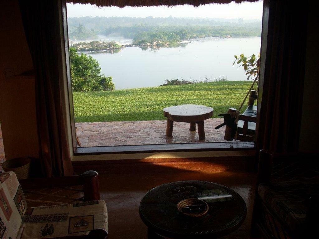 The Haven Hotel Jinja Bagian luar foto