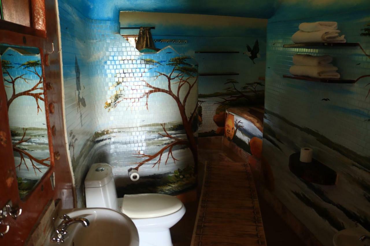 The Haven Hotel Jinja Bagian luar foto