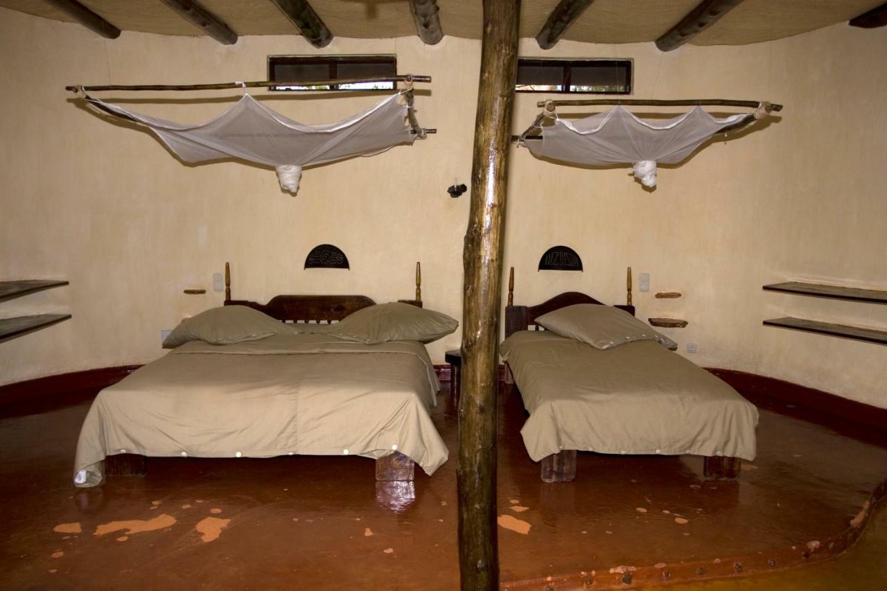 The Haven Hotel Jinja Bagian luar foto