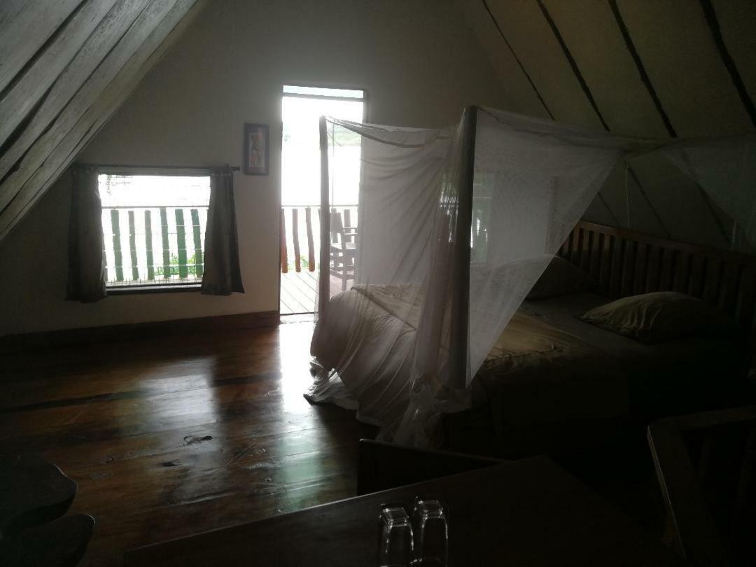 The Haven Hotel Jinja Bagian luar foto